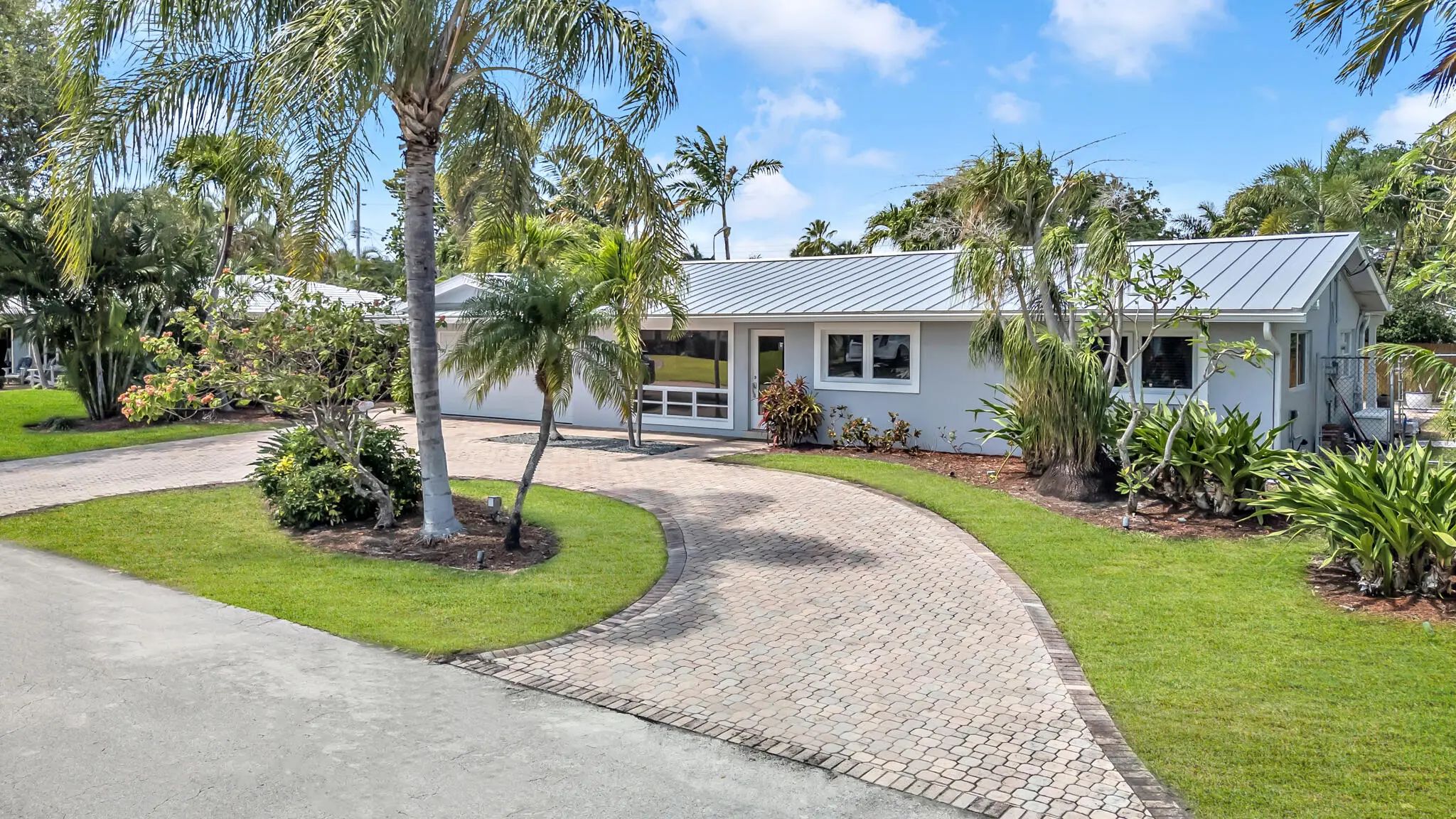 2241 Ne 33rd Street, Lighthouse Point