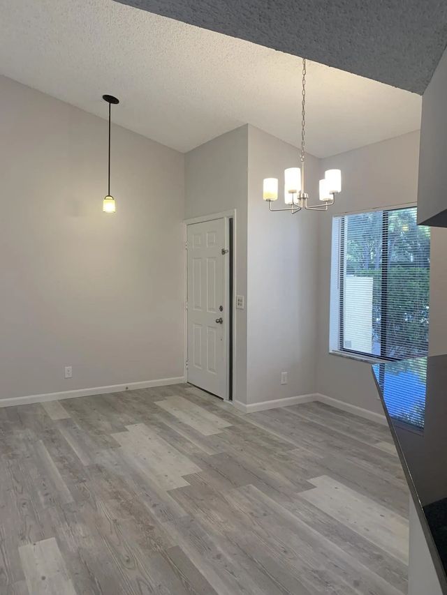 5 of 18 - 12 Via De Casas Sur #102, Boynton Beach, FL