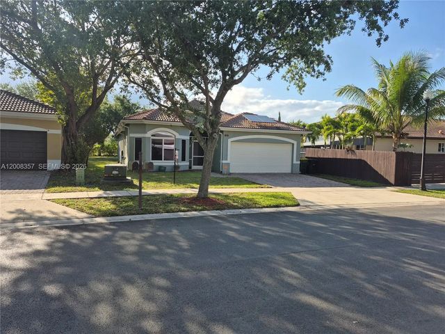 2 of 37 - 161 Se 22nd Terrace, Homestead, FL