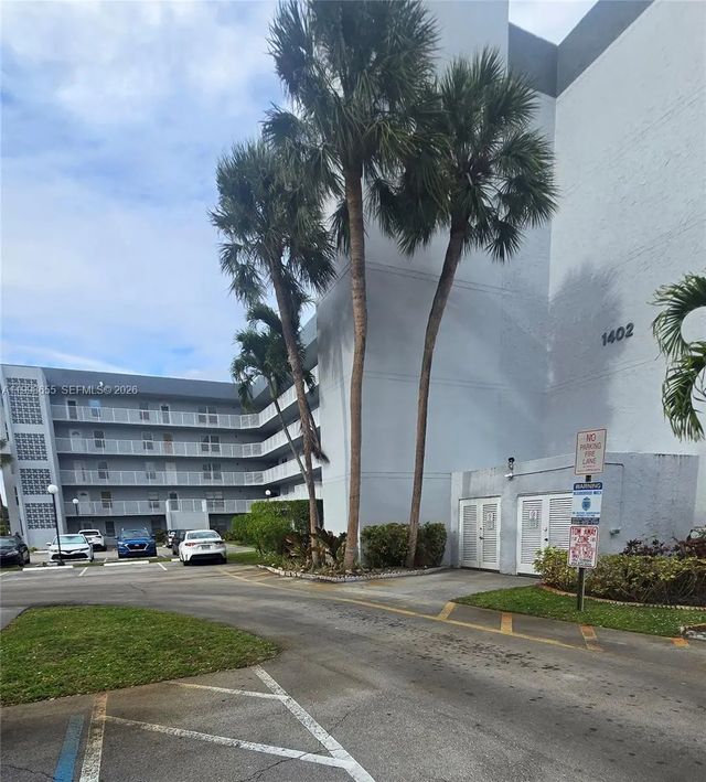 1402 Nw 80th Avenue #205, Margate