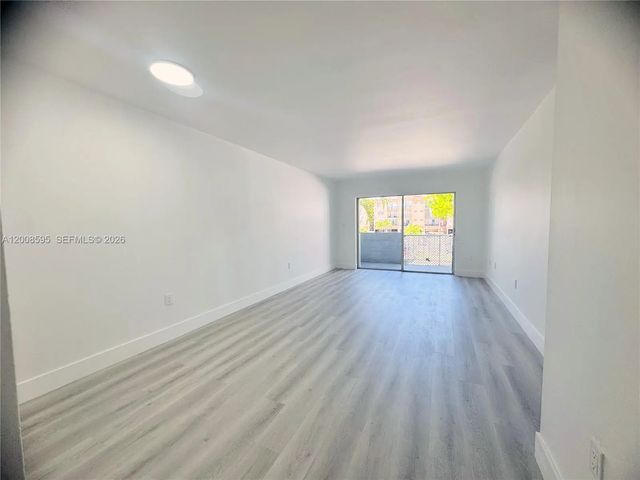 5 of 26 - 6095 W 18th Avenue #s219, Hialeah, FL