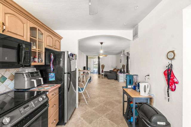 2 of 14 - 750 Se 6th Avenue #125, Deerfield Beach, FL