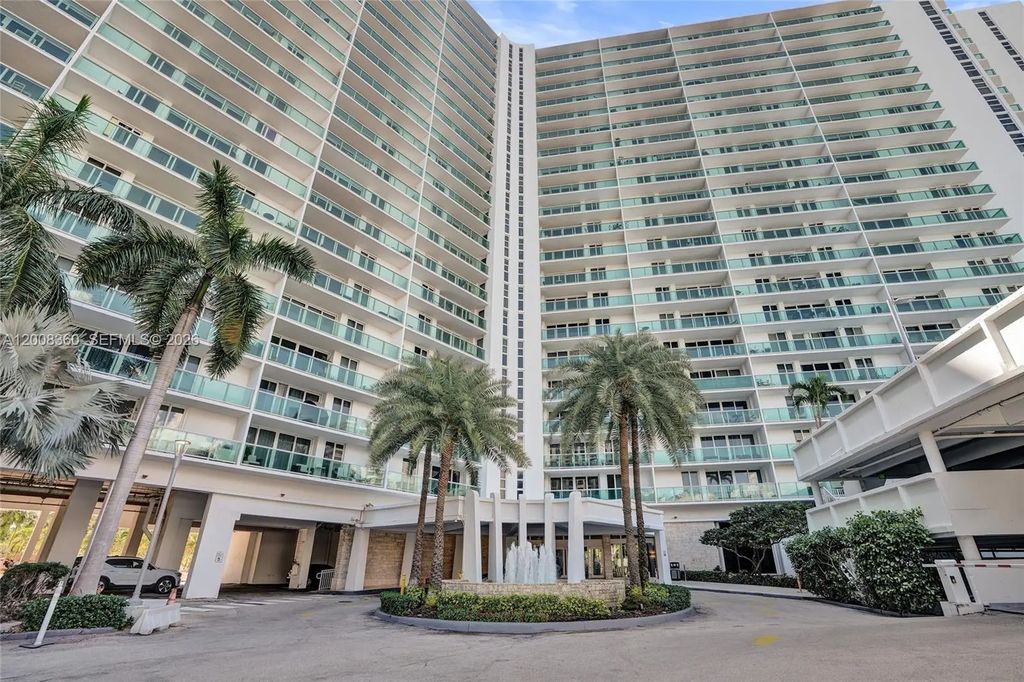 100 Bayview Drive #401, Sunny Isles Beach