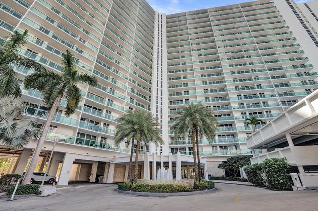 100 Bayview Drive #401, Sunny Isles Beach