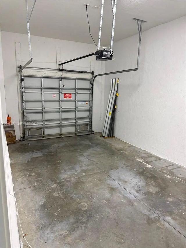 2 of 18 - 731 Sw 11th Street, Florida City, FL