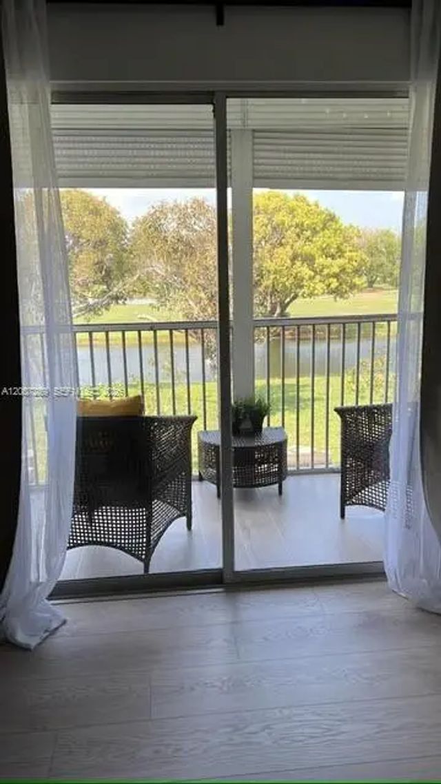 4 of 31 - 13155 Sw 7th Court #204e, Pembroke Pines, FL