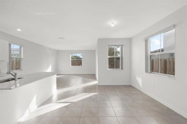 5 of 23 - 2441 Nw 131st Circle #2441, Miami, FL