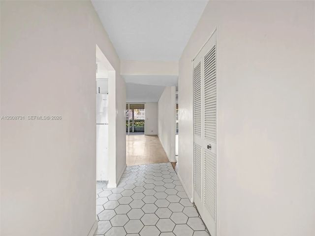 5 of 33 - 480 Nw 76th Avenue #102, Margate, FL