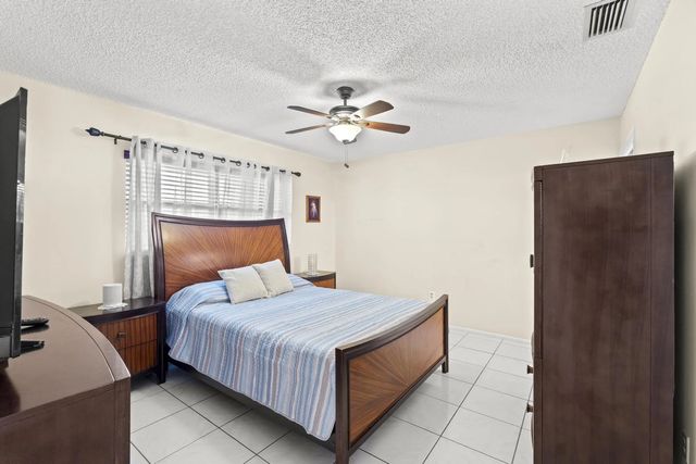 4 of 33 - 5775 W Fernley Dr Drive W #134, West Palm Beach, FL