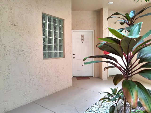 4 of 29 - 4300 Nw 30th Street #147, Coconut Creek, FL