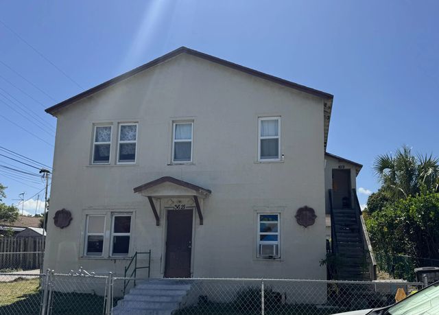3 of 21 - 3621 Morton Avenue, West Palm Beach, FL