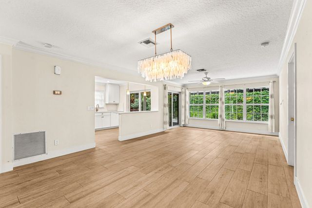 4 of 37 - 226 Moccasin Trail W, Jupiter, FL