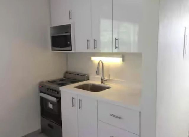 2 of 13 - 41 Ne 1st Avenue #1-4, Dania Beach, FL