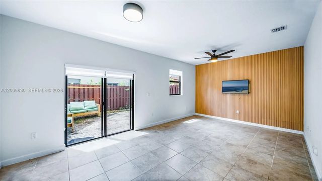5 of 27 - 144 Se 34th Avenue, Homestead, FL