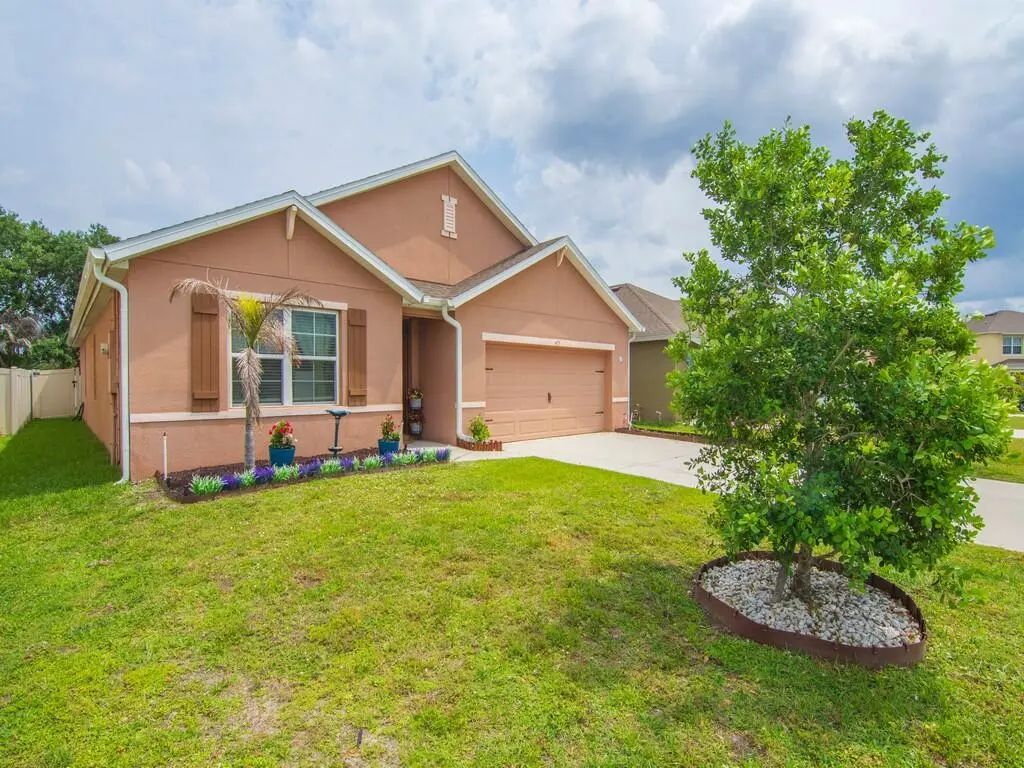 475 Sw Moray Dr Drive, Palm Bay