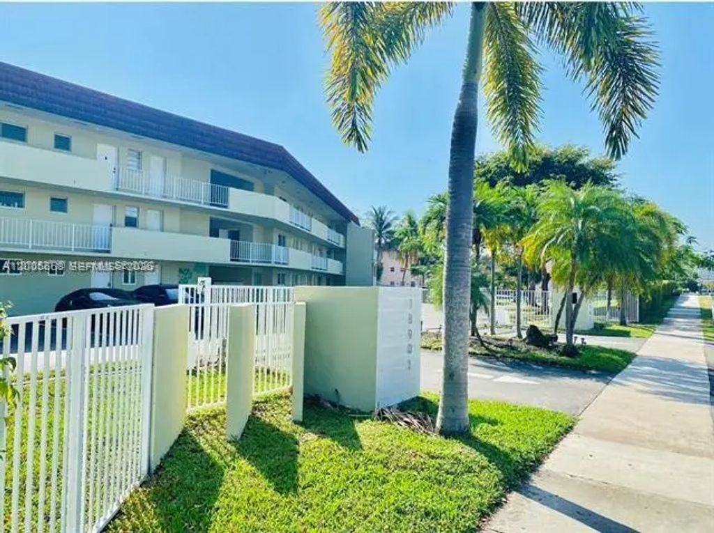 18901 Ne 14th Avenue #101, Miami