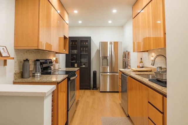 5 of 34 - 3850 Washington Street #215, Hollywood, FL