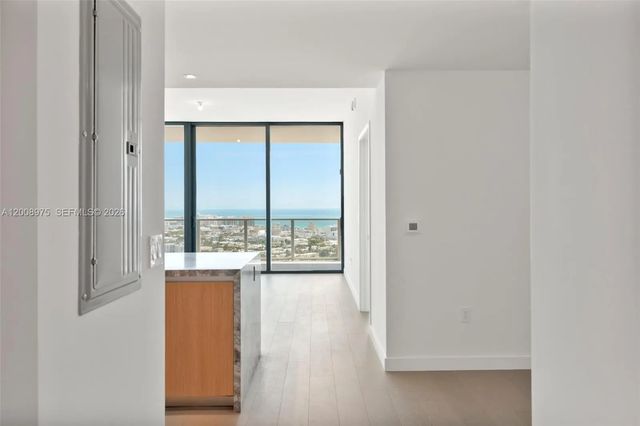 3 of 31 - 500 Alton Road #3004, Miami Beach, FL