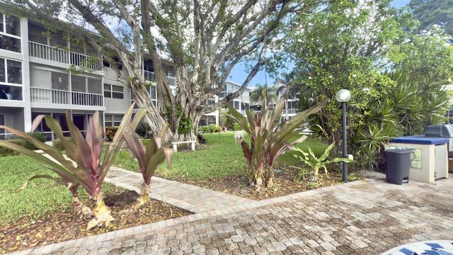 1200 Sw 12th Street Sw #305, Fort Lauderdale