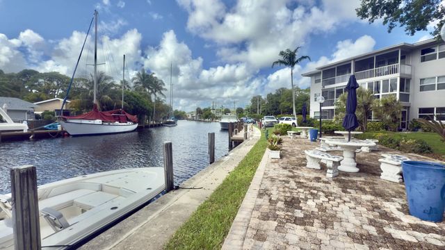 4 of 32 - 1200 Sw 12th Street Sw #305, Fort Lauderdale, FL