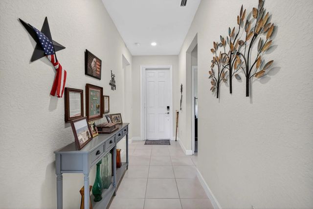 3 of 22 - 7697 Nw Greenbank Circle, Port St. Lucie, FL