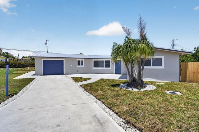 2 of 90 - 9361 Se Duncan Street, Hobe Sound, FL
