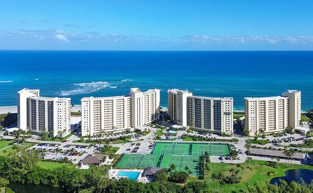 400 Ocean Trail Way #203, Jupiter