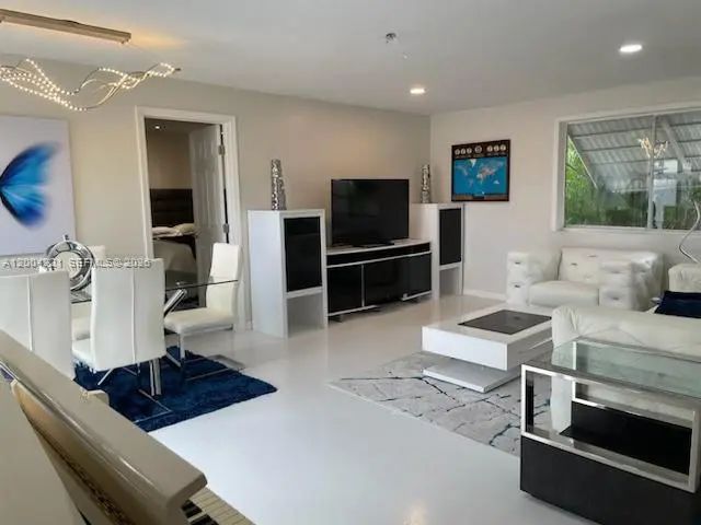 4 of 12 - 3219 Buckley Avenue, Lake Worth, FL