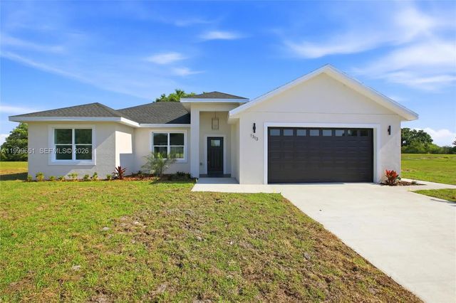 1313 Blue Heron Drive, Sebring
