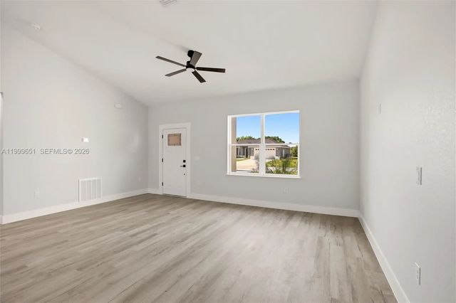 2 of 32 - 1313 Blue Heron Drive, Sebring, FL