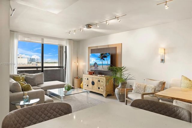 1775 Washington Avenue #8f, Miami Beach