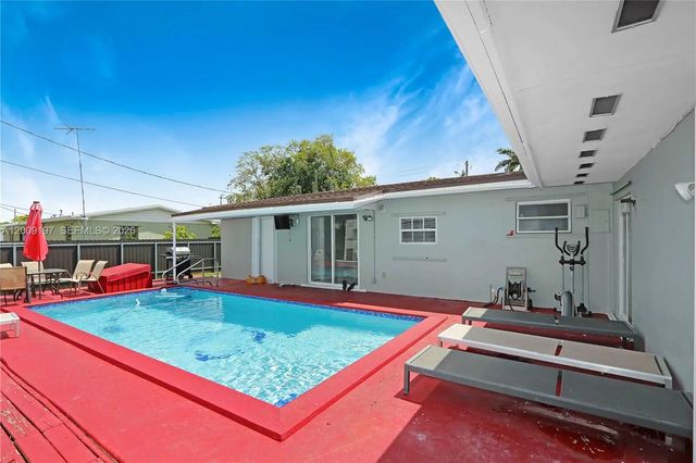 4 of 24 - 1762 Nw 8th Avenue, Homestead, FL