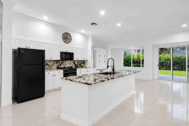 5 of 49 - 8914 Brittany Lakes Drive, Boynton Beach, FL