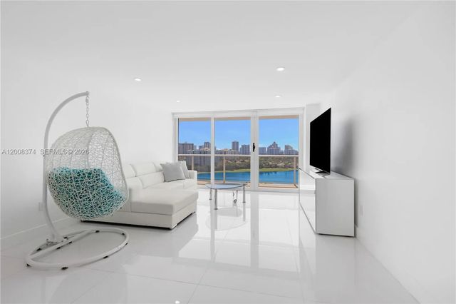 3 of 39 - 3701 N Country Club Drive #1805, Aventura, FL