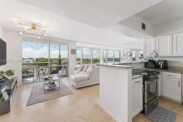 900 Bay Drive #421, Miami Beach