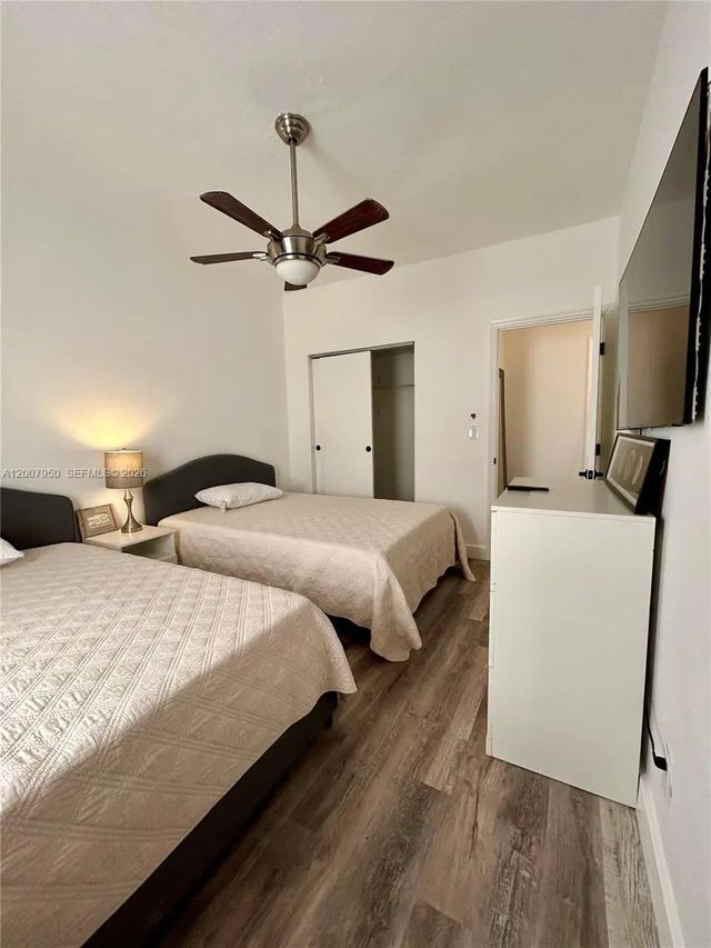 3 of 8 - 215 30th Street #17, Miami Beach, FL