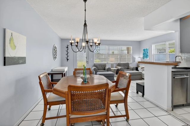 5 of 97 - 492 W Tilford  W, Deerfield Beach, FL