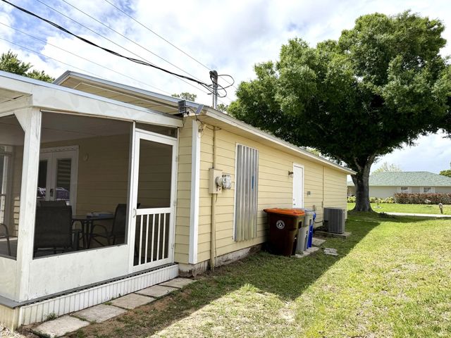 3 of 28 - 2326 Sw 15th St Street Sw, Vero Beach, FL