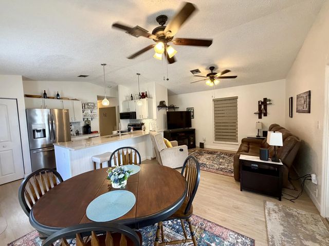 5 of 28 - 2326 Sw 15th St Street Sw, Vero Beach, FL