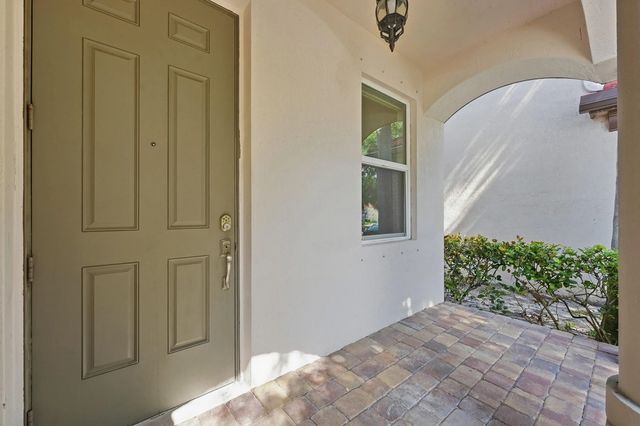 3 of 45 - 1275 Rosegate Boulevard, Riviera Beach, FL