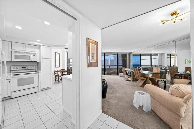 4 of 39 - 3560 S Ocean Boulevard #809, South Palm Beach, FL