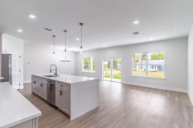 5 of 44 - 983 Nw Pace Dr Drive Nw, Palm Bay, FL