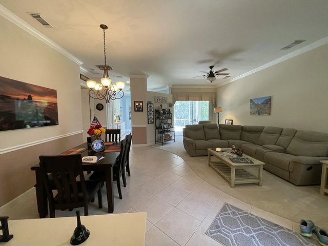 4 of 27 - 794 Sw Munjack Circle, Port St. Lucie, FL