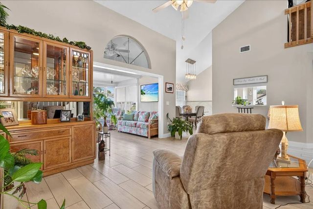 3 of 42 - 1827 Aynsley Way #4, Vero Beach, FL