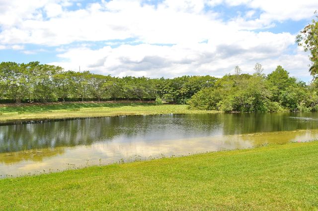 2 of 26 - 4361 Dogwood Circle, Weston, FL