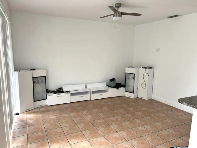 4 of 20 - 4361 Dogwood Circle, Weston, FL