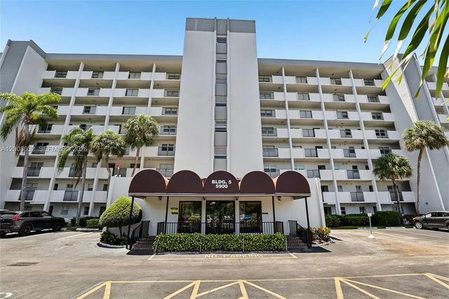5900 Nw 44th Street #312, Lauderhill
