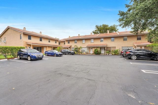 4295 Coral Springs Drive #3c, Coral Springs