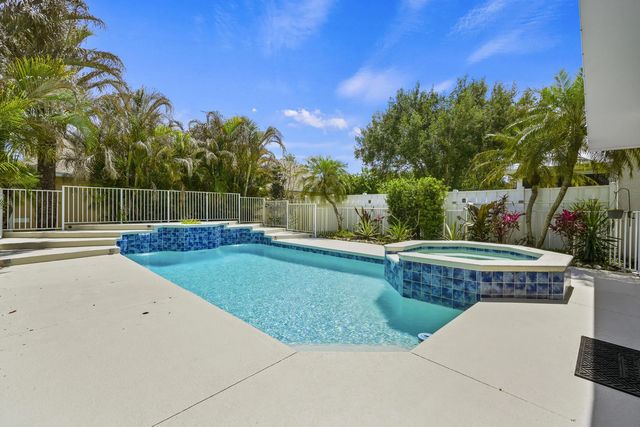 3 of 44 - 3189 Sw Solitaire Palm Drive, Palm City, FL