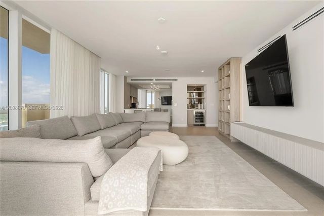 4 of 34 - 17875 Collins Avenue #3906, Sunny Isles Beach, FL